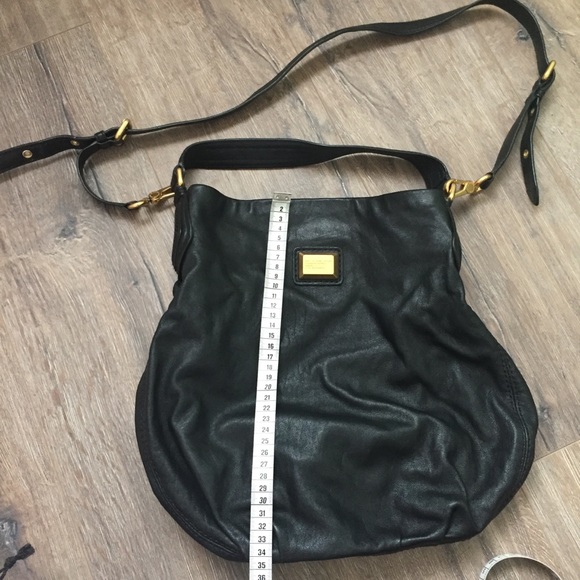 EUC Like New Marc by Marc Jacobs Black Soft Leather Hobo Purse Handbag Bag Brass - Picture 7 of 8